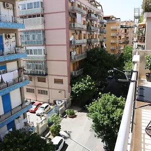 La Casa Del Maggiore, Tra Mare E Centro Palermo
